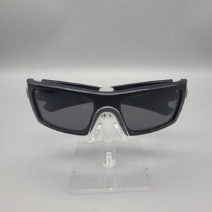 Oakley SI Det Cord Sunglasses Matte Black Frame Grey Lens OO9253-07 61-18 143